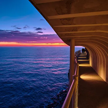 Casa Contra * La Spezia