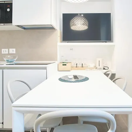 Casa Contra 斯培西亚