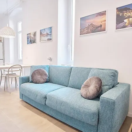 Casa Contra * La Spezia